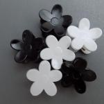 Black & White High Quality Plastic Catcher For Girls (6 in a Pack)
