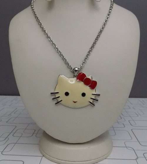Cute Hello Kitty Metallic Pendant For Girls In 2 Colours