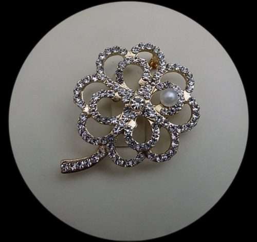 Flower Shape Brooch For Ladies In Silver & Golden