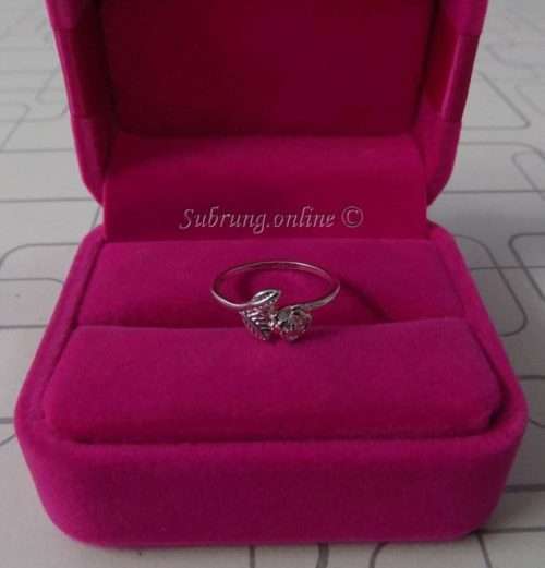 Stylish High Grade Silver Flower Shape Ring- 18mm Diameter 1 Stylish High Grade Silver Flower Shape Ring- 18mm Diameter. <a href="https://subrung.online/product-category/fashion/jewelry/for-ladies/" target="_blank" rel="noopener noreferrer">(More Ladies Jewelry)</a>