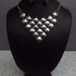 Stylish Combination of Small Metallic Squares Necklace
