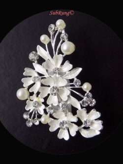 Elegance In White Brooches In 4 Attractive Designs At SubRung