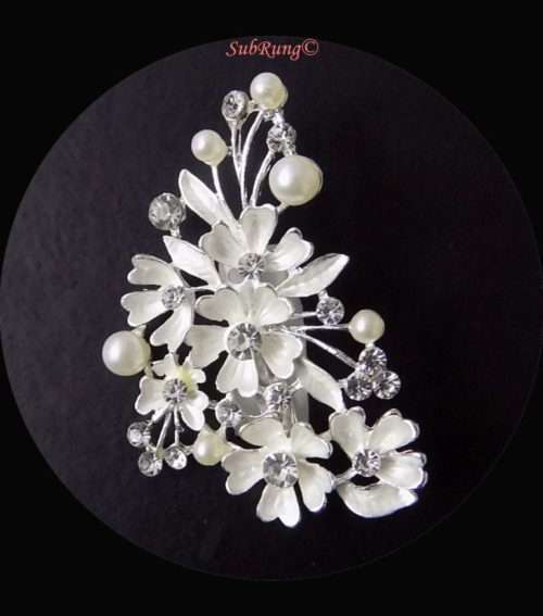Elegance In White Brooches In 4 Attactive Designs At SubRung