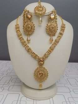 Remarkably Attractive Golden Jewellery Set With Bindiya 4 Ladies