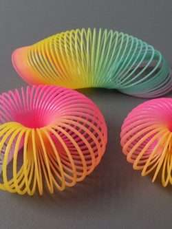Cute In 3 Pieces Plastic Rainbow Slinky-Spring 4 Kids