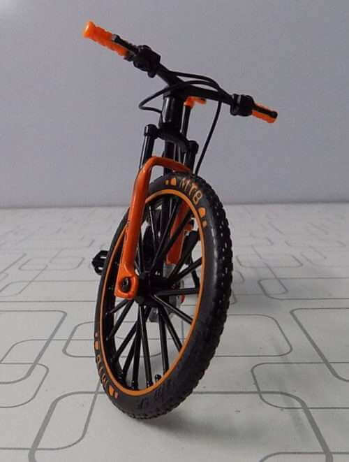 Very High Quality Die-Cast 1:10 Moutain Bike- Metal Model