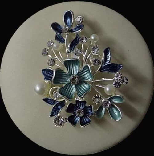 Artistic Floral Shape Brooches In 6 Diff Color Combinations 2 <div id="module_product_title_1" class="pdp-block module"> <div class="pdp-product-title"> <p class="pdp-mod-product-badge-wrapper">Artistic Floral Shape Brooches - Pins - In 6 Different Colour Combinations For Teen Girls n Ladies- Perfect For Formal Wear n Functions- For Hijab or Jacketss Or For Other Dresses- 2 x 2 Inches- Huge Vareity At SubRung Store.<strong> <a href="https://subrung.online/product-category/fashion/jewelry/for-ladies/" target="_blank" rel="noopener noreferrer">(More Ladies Jewelry)</a></strong></p> </div> </div>