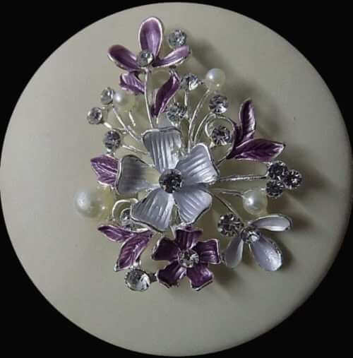 Artistic Floral Shape Brooches In 3 Diff Color Combinations