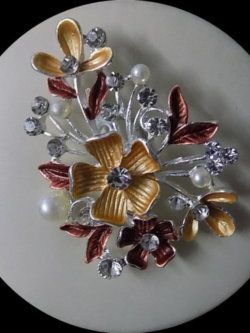 Artistic Floral Shape Brooches In 6 Diff Color Combinations