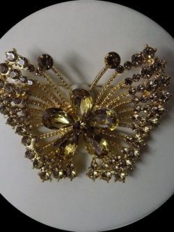 High Quality Attractive Butterfly Shape 2″ In Golden Colour Brooch