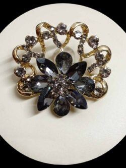 Stylish Circular Floral Shape 1.5 Inches Wide Beautiful Brooches